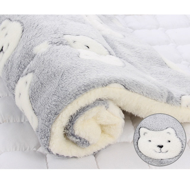 Soft Flannel Pet Mat dog Bed Winter Thicken Warm Cat Dog Blanket puppy Sleeping Cover Towel cushion for small Medium large dogs