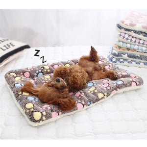 Soft Flannel Pet Mat dog Bed Winter Thicken Warm Cat Dog Blanket puppy Sleeping Cover Towel cushion for small Medium large dogs